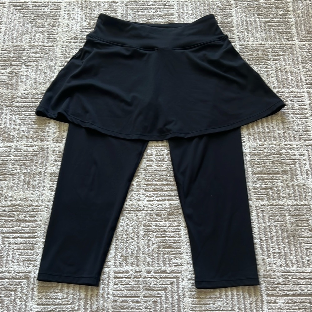 ANIVIVO Black Skirted Leggings